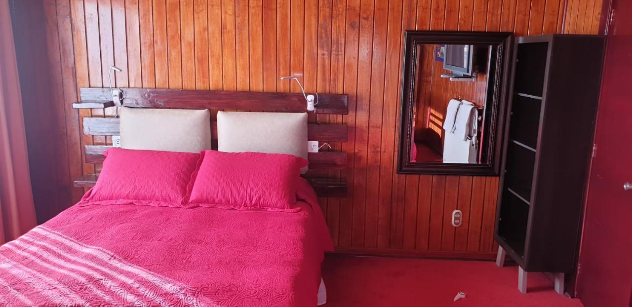 La Casa Guesthouse Punta Arenas Esterno foto