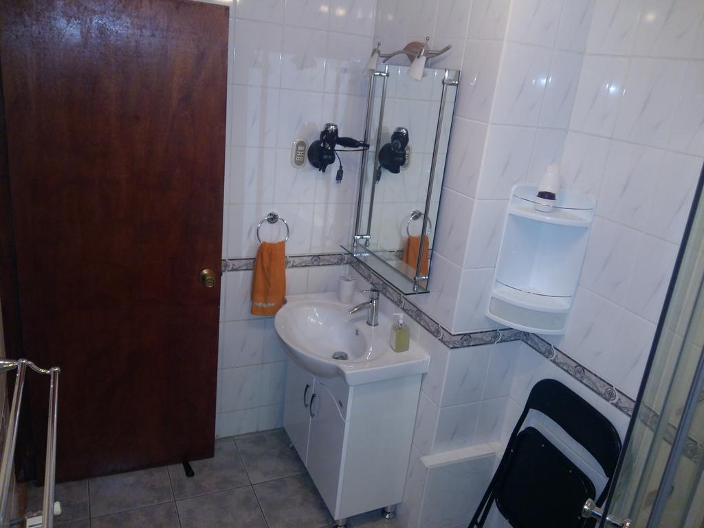 La Casa Guesthouse Punta Arenas Esterno foto